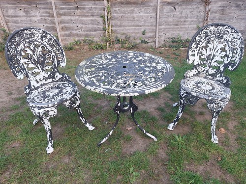 Used vintage garden bistro - used,